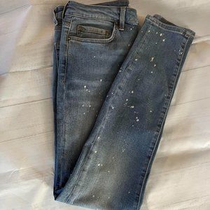Forever 21 Destressed Denim Skinny Jeans